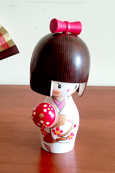 Japanese Kokeshi doll Temari j-okini Malta Handmade wooden doll