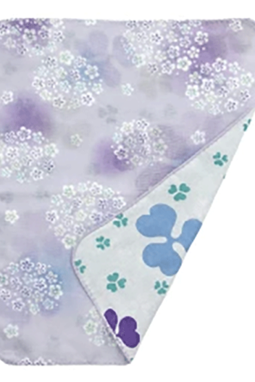 This is a very popular Japanese handkerchief with patterns on both sides of the soft triple gauze. Available at j-okini malta