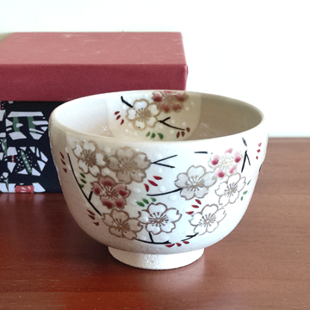 Handmade Matcha bowl Sakura Kukuri