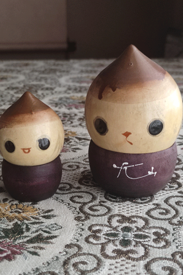 Vintage Donguri (Acorn) Wooden Dolls