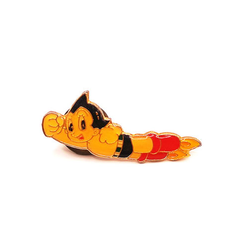 Vintage Astro Boy pin badge from the 1980s Showa era with gold detailing, official Tezuka Productions mark on back, in excellent front condition. available at j-okini.com in Malta