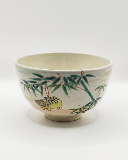 Japanese Vintage Matcha Chawan – Bamboo Leaves & Tiger Design. Available at j-okini.com in Malta