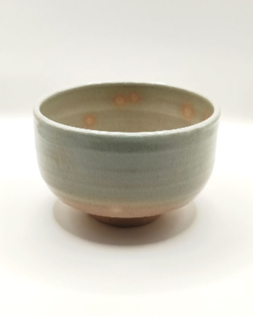 Vintage handmade Gohonte Matcha bowl with pale pink spots on grey glaze, Available at j-okini.com in Malta