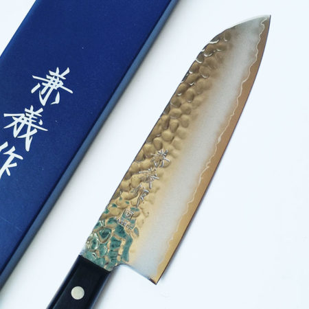 Kaneyoshi VG10 Tsuchime Santoku Knife 165mm – Yaxell