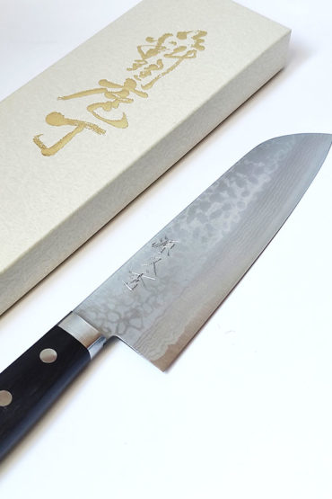 Sairyū Santoku Knife 170mm with VG10 core and Damascus stainless steel blade, Handmade in Japan. Available at j-okini.com in Malta