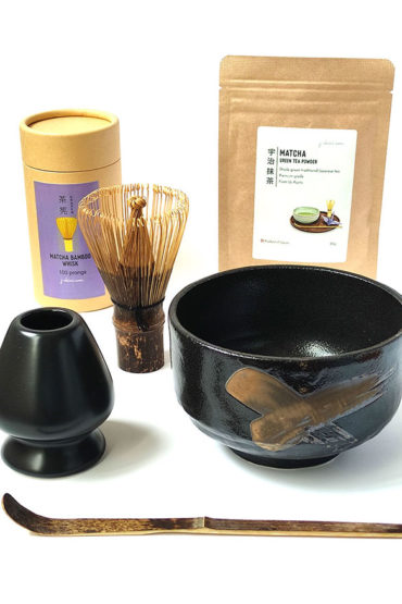 Japanese Matcha Tea Set – Mino Ware Black Bowl with Uji Matcha