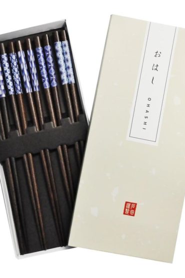 Japanese Wakasa Lacquered Chopsticks Set – Ai-no-En Blue & White | 5 Pairs