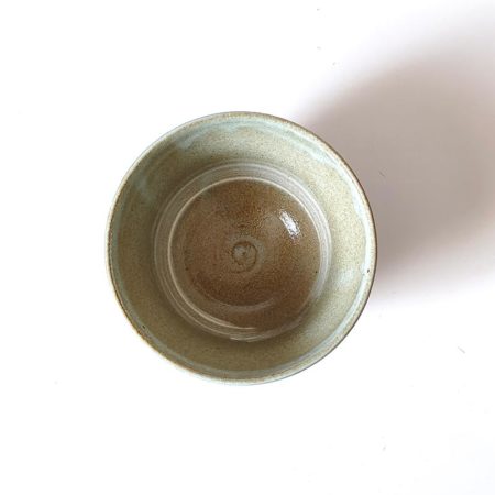 Hai Kohiki Mino ware Matcha bowl in grey and white with hand-brushed glaze, made in Japan