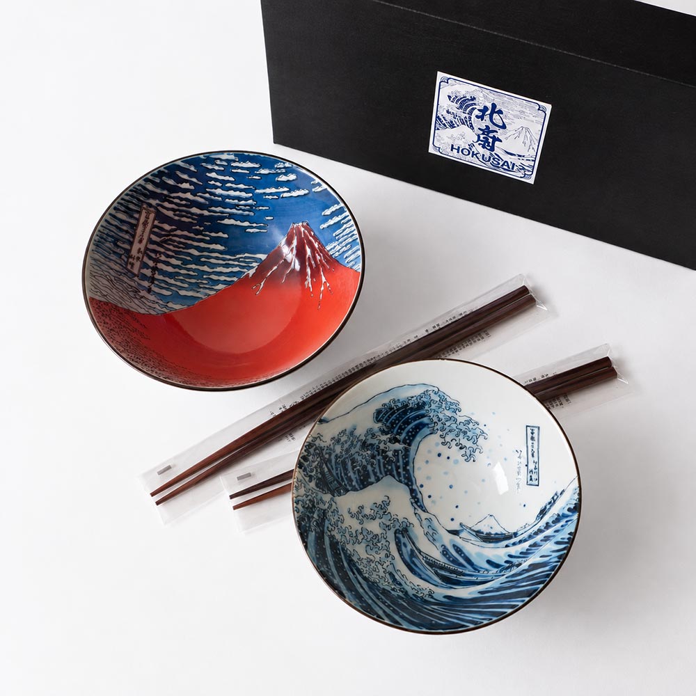 Hokusai Japanese Bowl & Chopstick Gift Set | Great Wave & Red Fuji Hokusai Japanese bowl and chopstick gift set with Great Wave and Red Fuji porcelain bowls | j-okini Malta