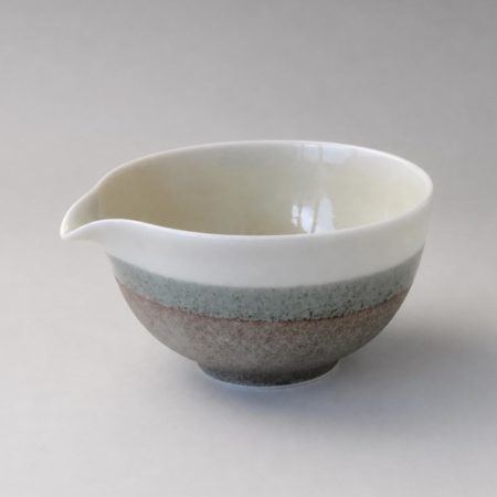 Moegi Katakuchi Matcha Bowl – Mino Ware Matcha Bowl with Pouring Spout Moegi Katakuchi Matcha Bowl – Mino Ware Matcha Bowl with Pouring Spout