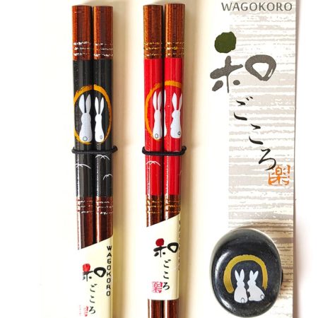 Japanese Jugoya Rabbit Wakasa lacquered chopsticks gift set with two pairs of wooden chopsticks and matching rabbit chopstick rests | j-okini Malta