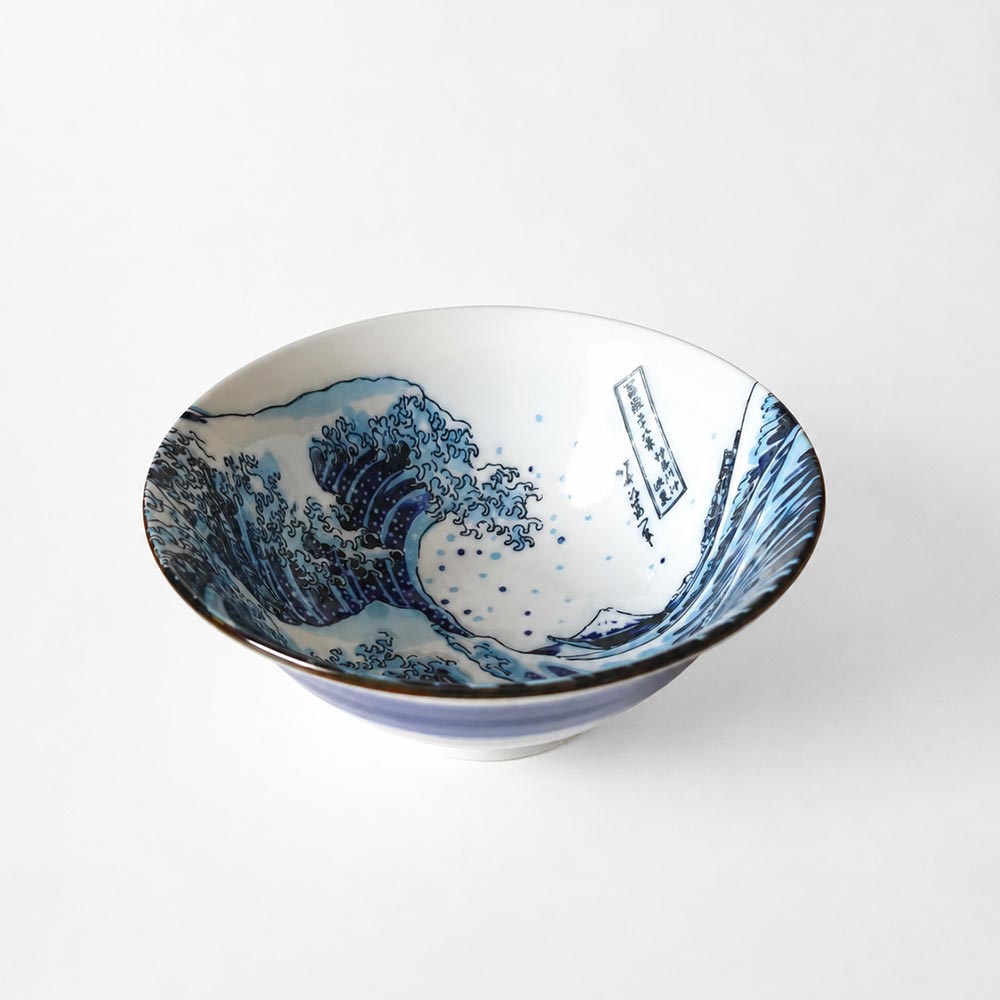 Japanese Ramen Bowl – Hokusai Great Wave & Mt. Fuji | 1100ml Japanese Hokusai Great Wave ramen bowl in blue and white porcelain, made in Japan
