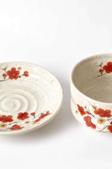 Japanese Mino Ware matcha bowl and plate set with red and white ume plum blossom design, made in Japan, Buy it on j-okini.com in Malta